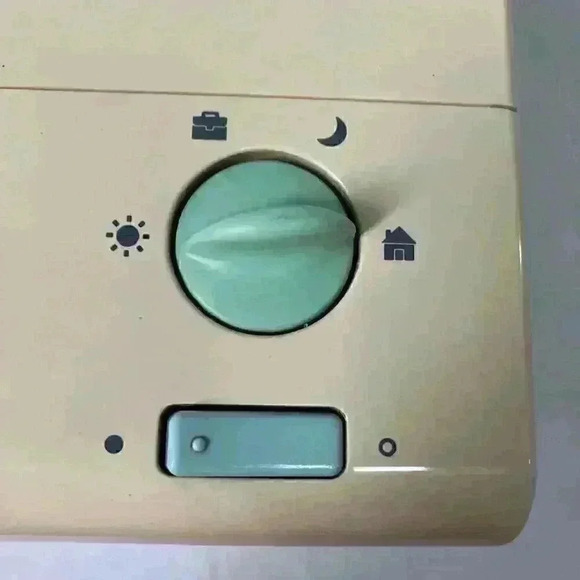 Remington TRUE-TO-LIGHT Lighted Makeup Mirror 4 Light Settings LM-8 Preowned VTG - Picture 7 of 10